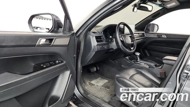 KG_Mobility_Ssangyong Rexton Новый Rexton Sport Khan Дизель 2.2 4WD — Фото автомобиля 8