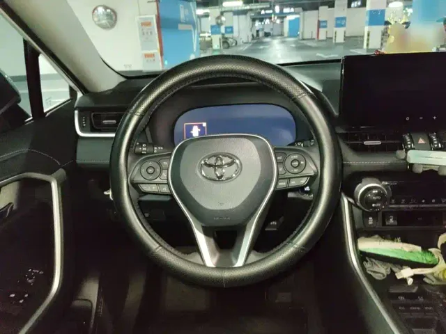 Toyota RAV4 Rongfang 2023 2.0L CVT FWD Style Plus Edition — Фото автомобиля 6