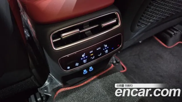 Genesis GV70 2.5T Бензин 2WD — Фото автомобиля 27