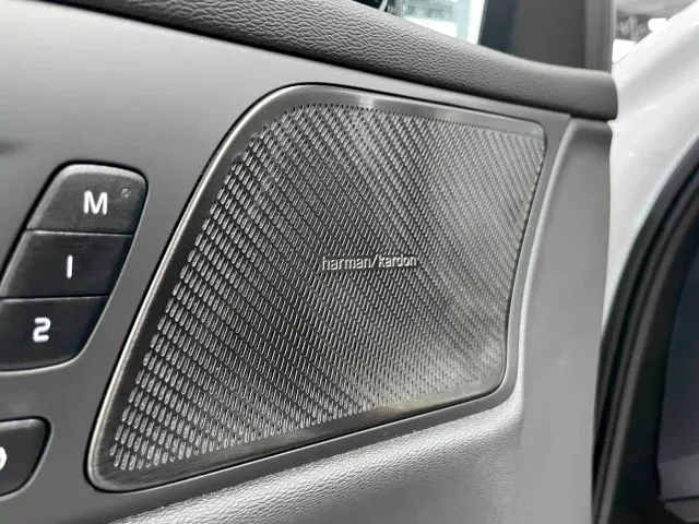 Volvo S60 — Фото автомобиля 9