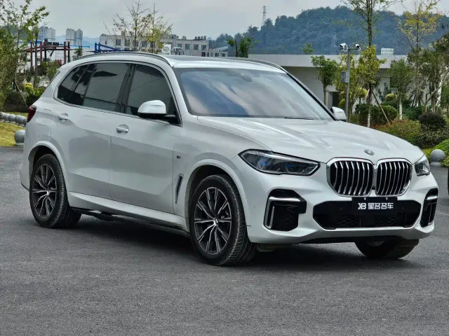 BMW X5 — Фото автомобиля 3