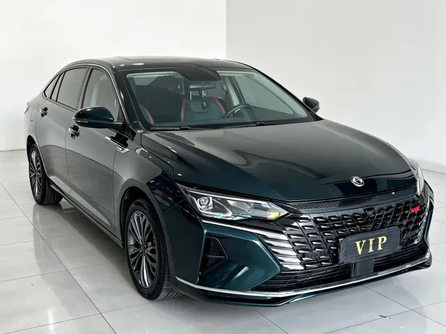 Dongfeng Yixuan MAX — Фото автомобиля 3