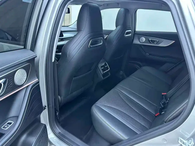 Chery Omoda 5 — Фото автомобиля 8