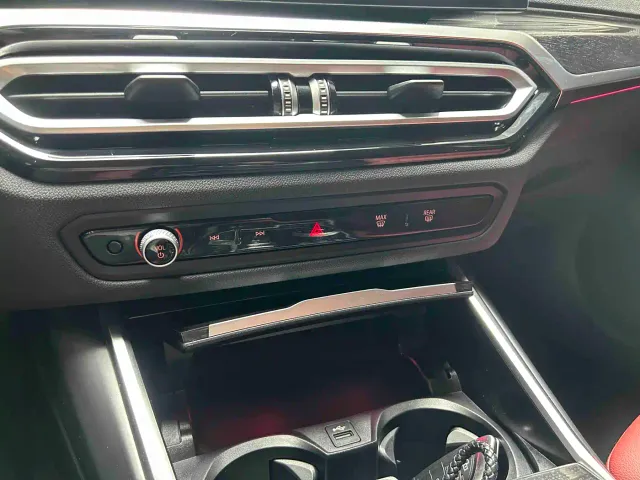 BMW 3 Series — Фото автомобиля 19
