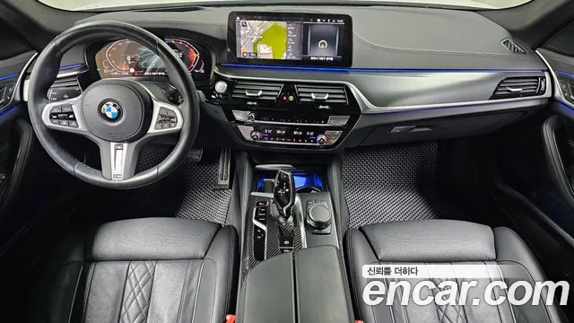 BMW 5 Series G30 — Фото автомобиля 10