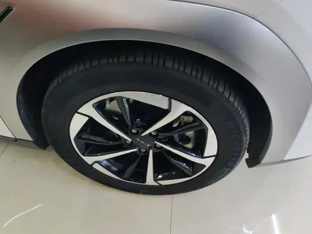 GAC Aion Y — Фото автомобиля 6