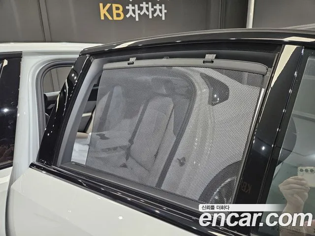BMW 5 Series — Фото автомобиля 19