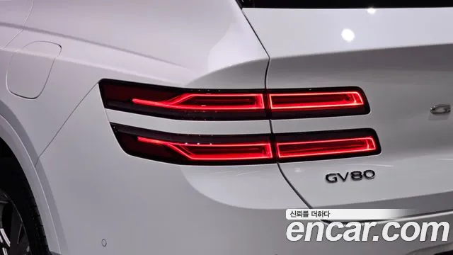 Genesis GV80 — Фото автомобиля 8