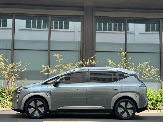 GAC Aion Y — Фото автомобиля 4