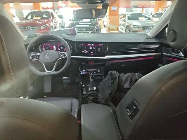 Volkswagen Passat — Фото автомобиля 9
