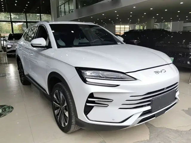 BYD Song PLUS — Фото автомобиля 3