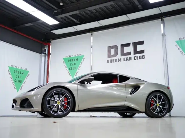 Lotus Emira — Фото автомобиля 24