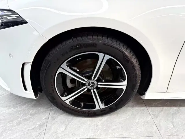 Mercedes-Benz A-Class — Фото автомобиля 21