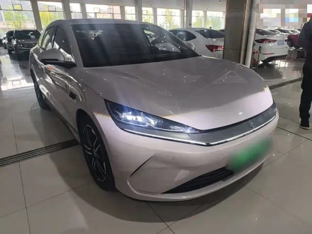 BYD Qin L — Фото автомобиля 3