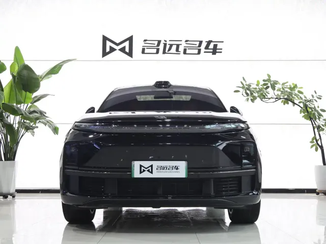 Li Auto L7 — Фото автомобиля 2