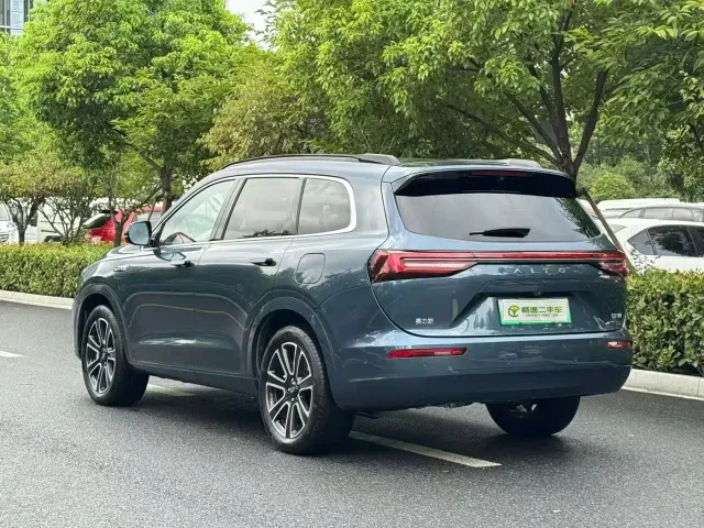 Aito M7 — Фото автомобиля 6