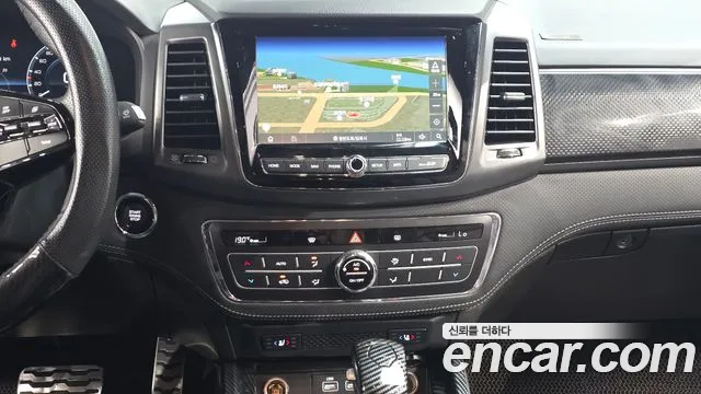 KG_Mobility_Ssangyong Rexton Новый Rexton Sport Khan Дизель 2.2 4WD — Фото автомобиля 11