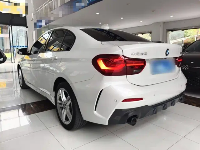 BMW 1 Series — Фото автомобиля 4