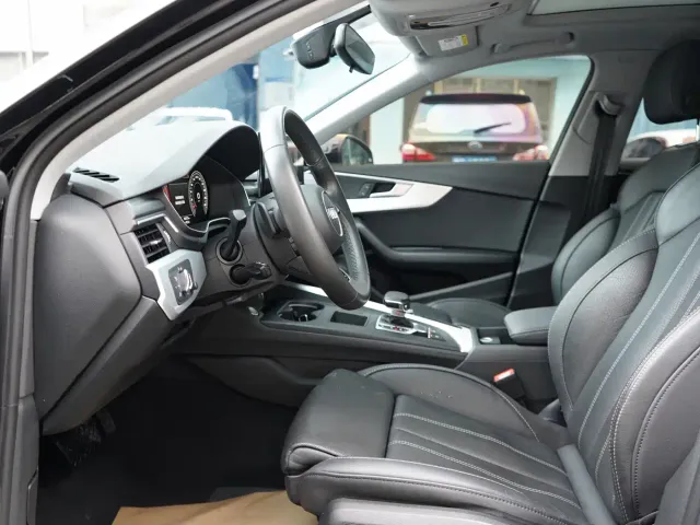 Audi A4L — Фото автомобиля 4