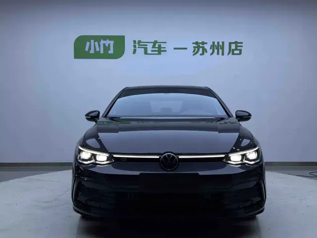 Volkswagen Golf — Фото автомобиля 2