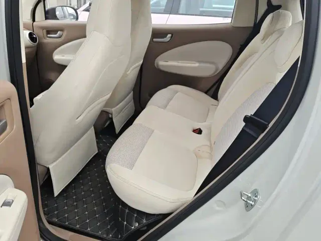 Wuling Hongguang Mini EV — Фото автомобиля 11