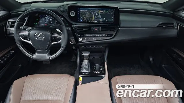 Lexus ES — Фото автомобиля 5