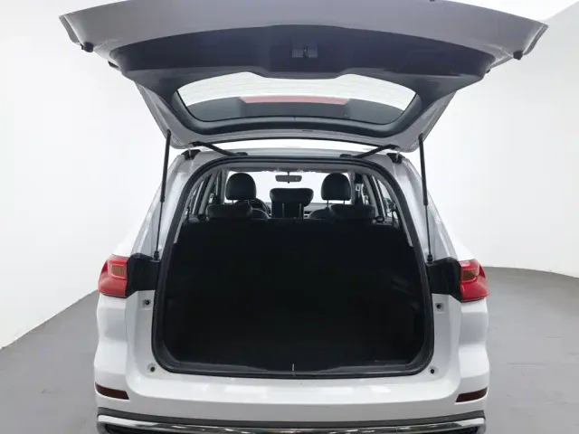 Haval M6 — Фото автомобиля 16