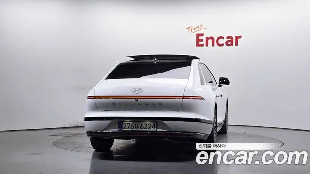 Hyundai Grandeur GN7 — Фото автомобиля 4