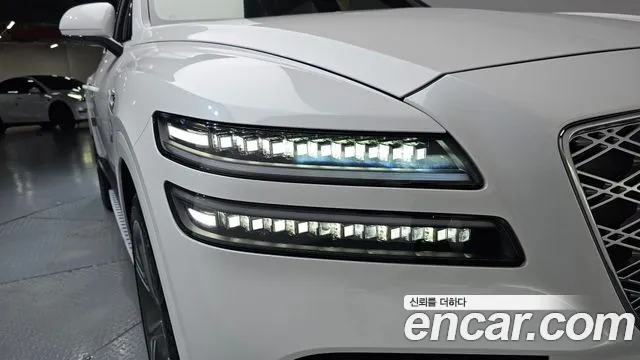 Genesis GV80 — Фото автомобиля 6
