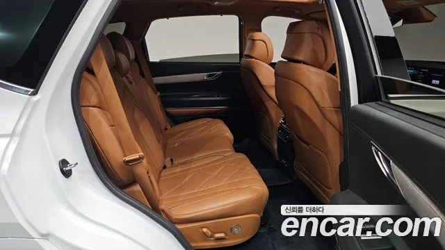 Genesis GV80 — Фото автомобиля 17