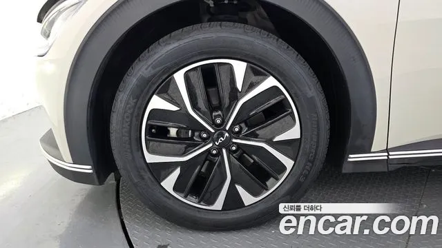 Kia EV6 — Фото автомобиля 5