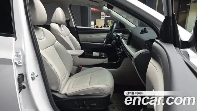 Hyundai Tucson Новый Tucson (NX4) Бензин 1.6 турбо 2WD — Фото автомобиля 11