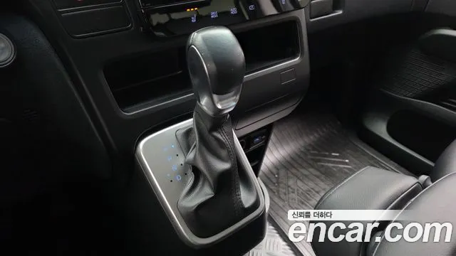 Hyundai Staria — Фото автомобиля 9