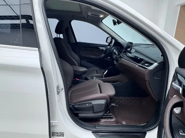 BMW X1 — Фото автомобиля 18