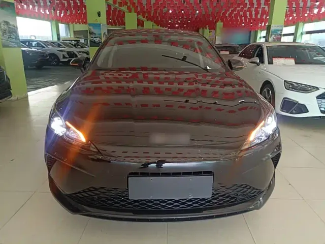 BYD Seal 05 DM-i — Фото автомобиля 2