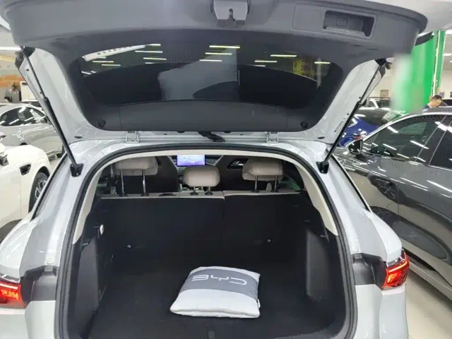 BYD Yuan PLUS — Фото автомобиля 18