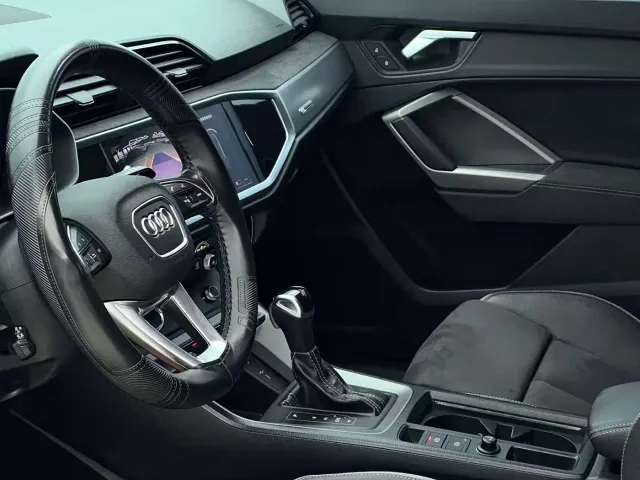 Audi Q3 — Фото автомобиля 20