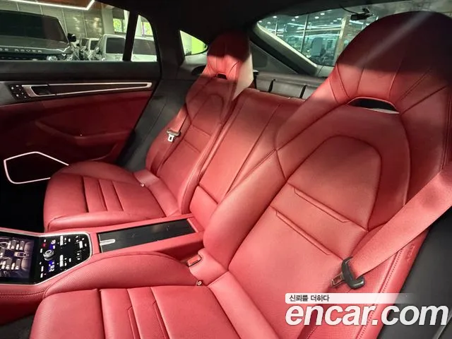 Porsche Panamera 971 — Фото автомобиля 10