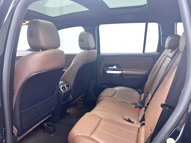 Mercedes-Benz GLB-Class — Фото автомобиля 6