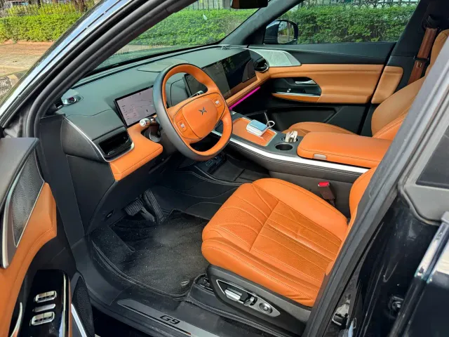 Xpeng G9 — Фото автомобиля 6