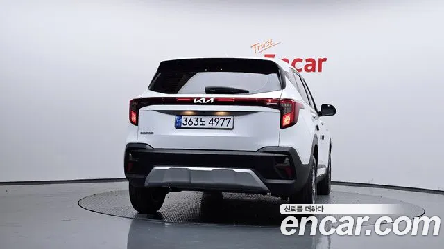 Kia Seltos — Фото автомобиля 4
