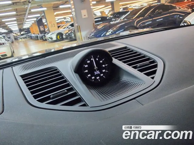 Porsche Panamera — Фото автомобиля 14