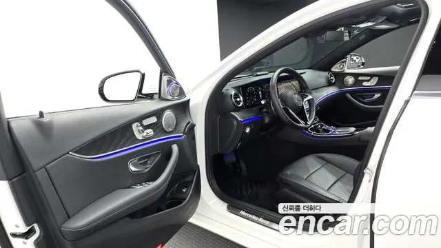 Mercedes-Benz E-Class W213 — Фото автомобиля 10