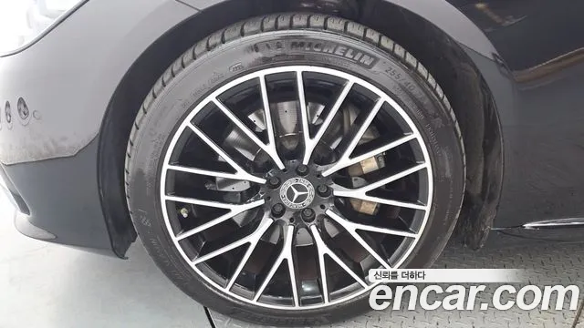 Mercedes-Benz S-Class — Фото автомобиля 5