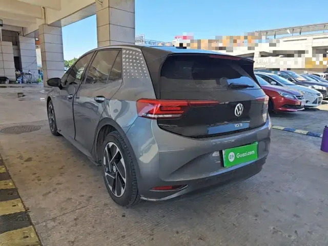 Volkswagen ID.3 — Фото автомобиля 4
