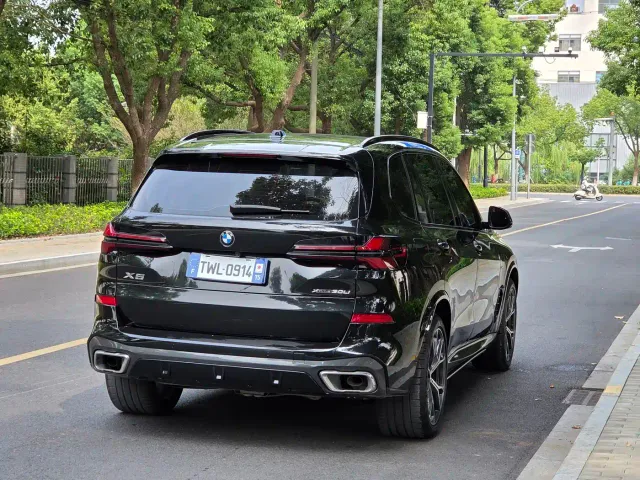 BMW X5 — Фото автомобиля 13