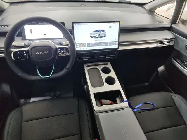 GAC Aion Y — Фото автомобиля 9