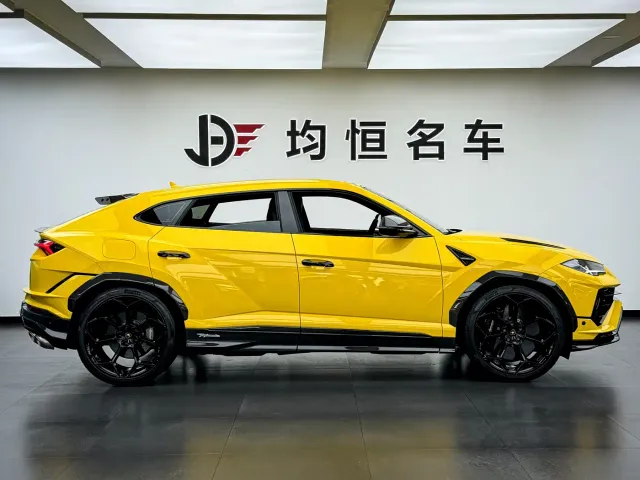 Lamborghini Urus — Фото автомобиля 6