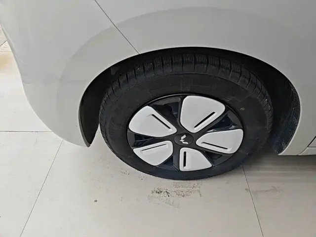 Wuling Hongguang Mini EV — Фото автомобиля 22