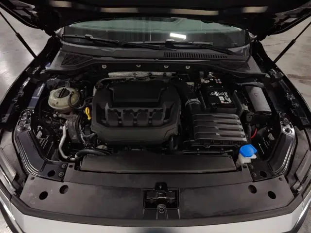Volkswagen Passat — Фото автомобиля 6